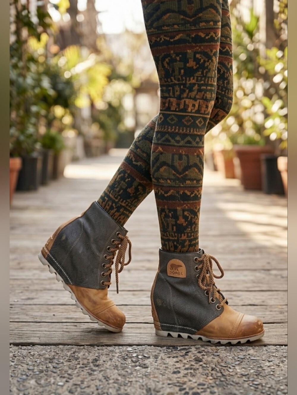 Sorel '1964 Premium Wedge Boot' LaceUp Waterproof Reptile Pattern / Sz 7 / Brown